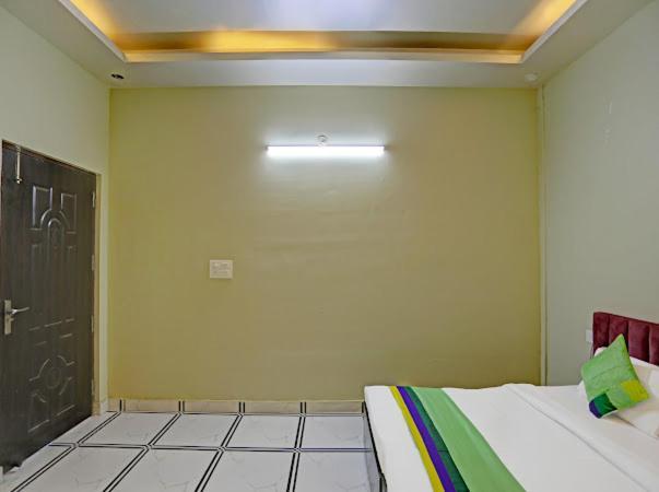 Отель Expo View Residency Большая Нойда Экстерьер фото